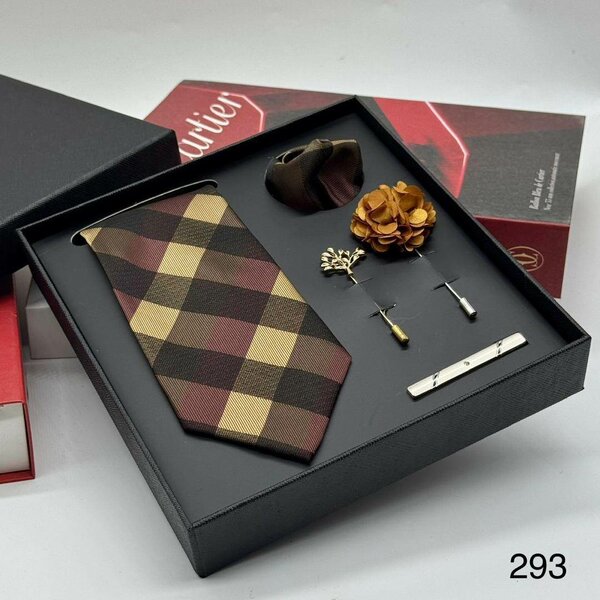 Tie Set
