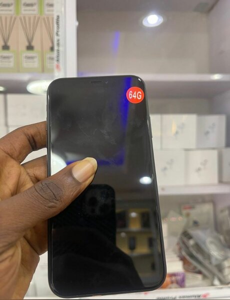 iPhone XR