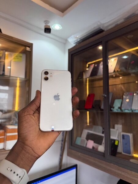 iPhone 11 128gig
