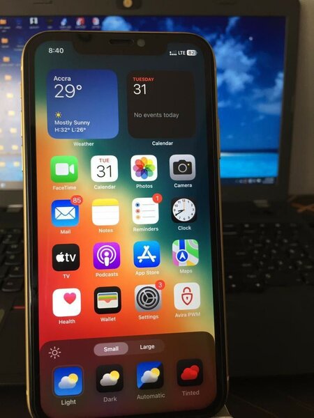 iPhone 11