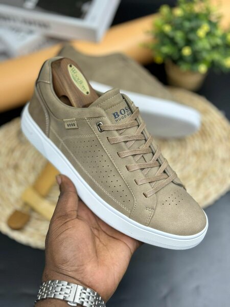 Men shoe
