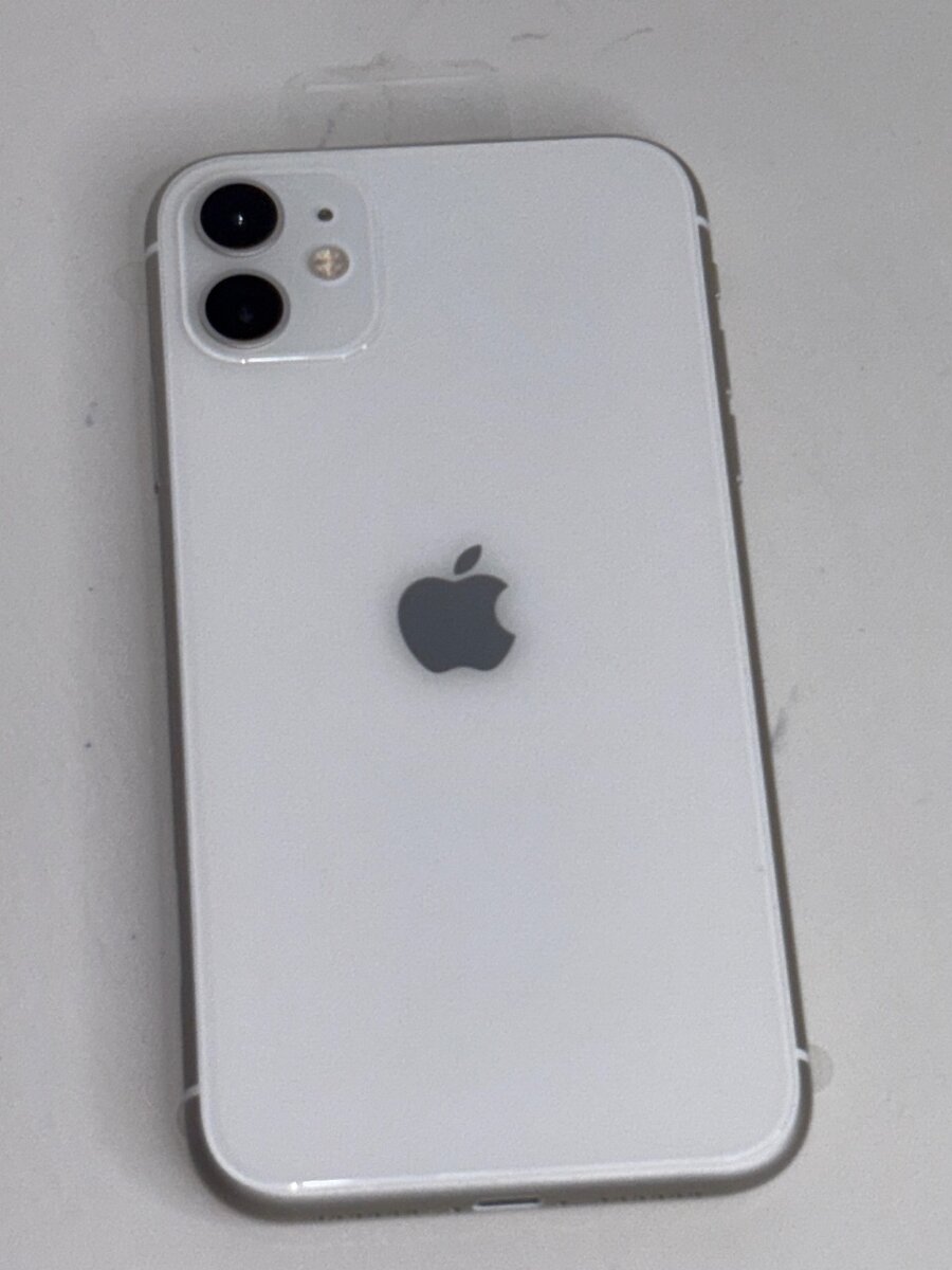 iPhone 11