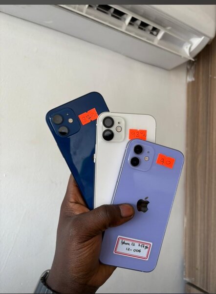 Iphone 12 64 gig