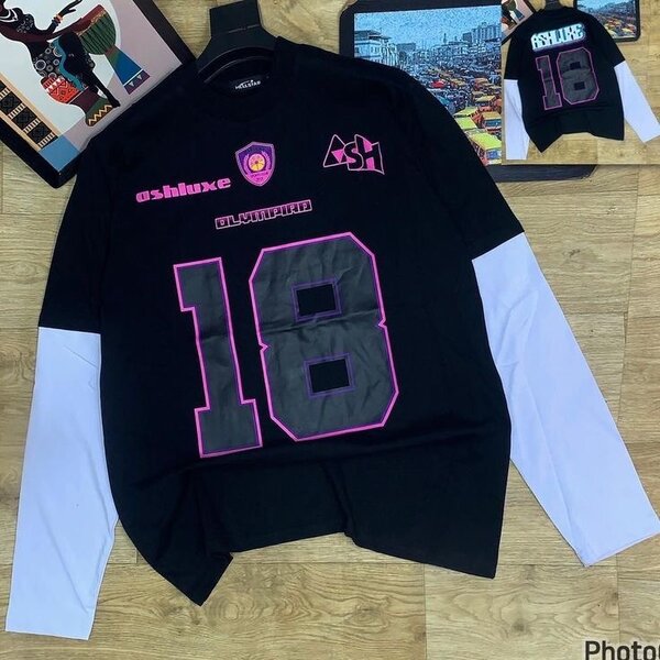 Mens top