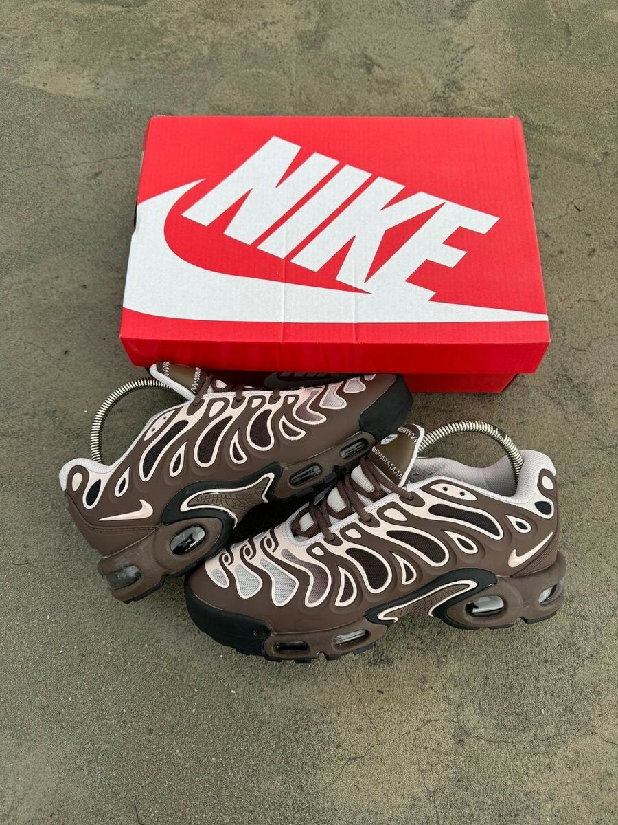 Chaussures Nike Tn
