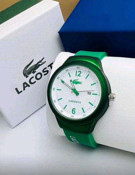 Montres Vertes Lacoste