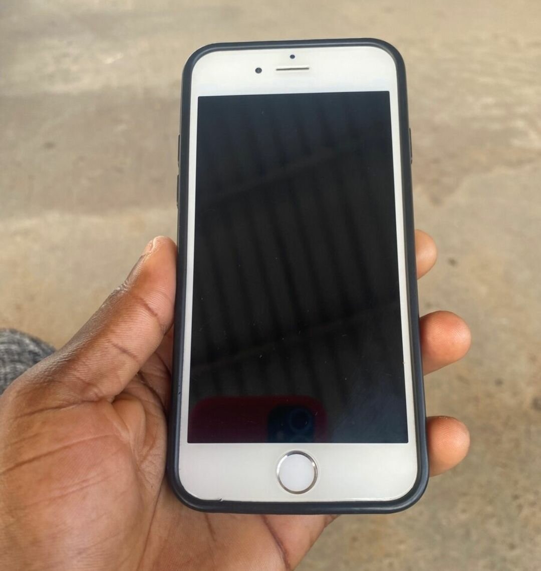 iPhone 6 très propre
