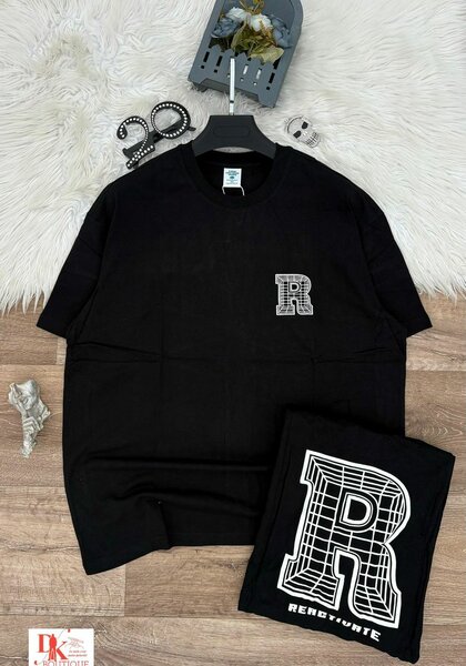 T-shirt noire imprimée R