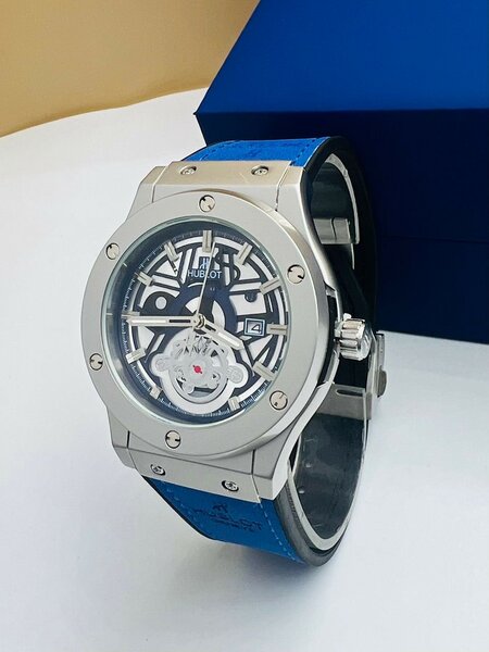 Montre pour Homme  HUBLOT