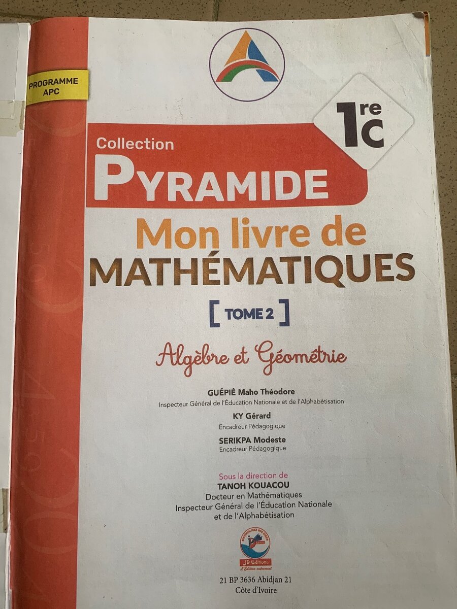 Livre Mathématiques Algèbre Géométrie