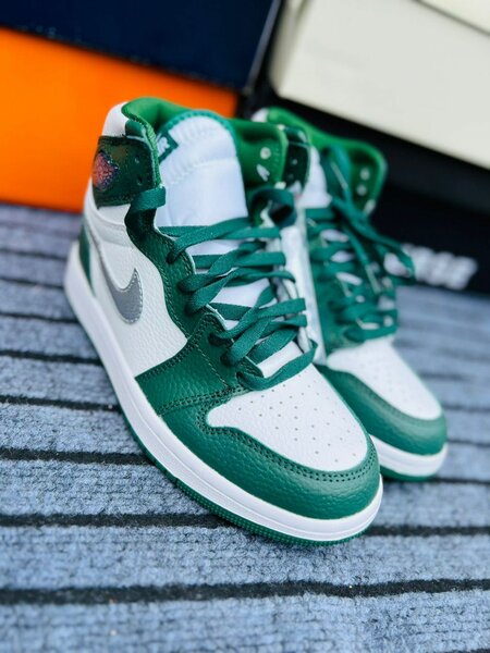 Nike Jordan 1