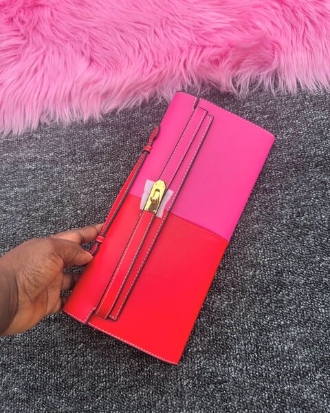 PURSE.