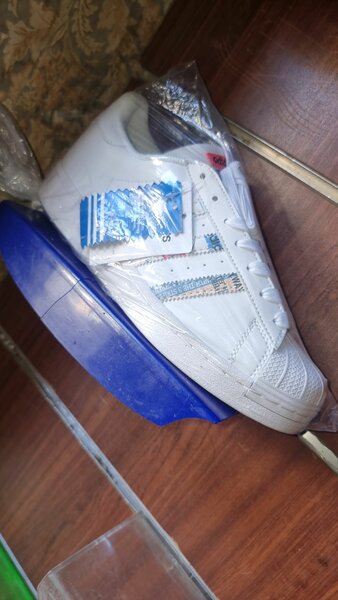 Men's shoes