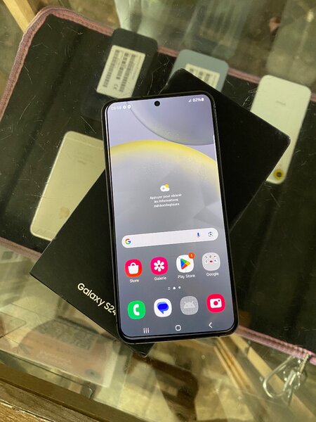 Samsung s24