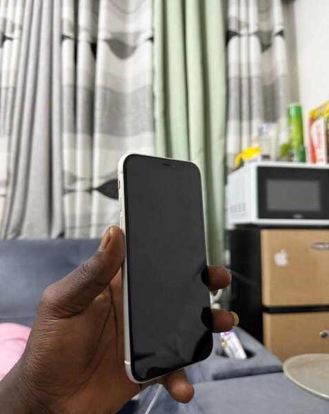 iPhone 11