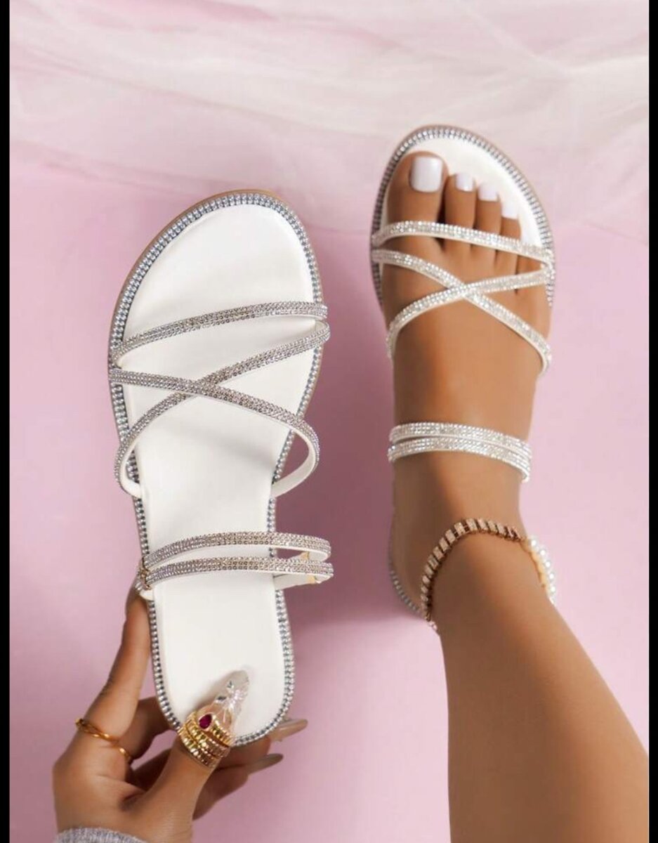 Sandals adapté au petite sortie très confortable