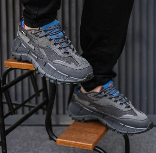 REEBOK