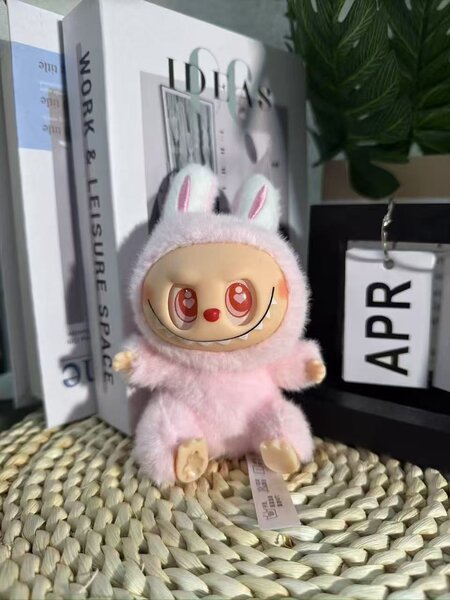 12 cm labubu