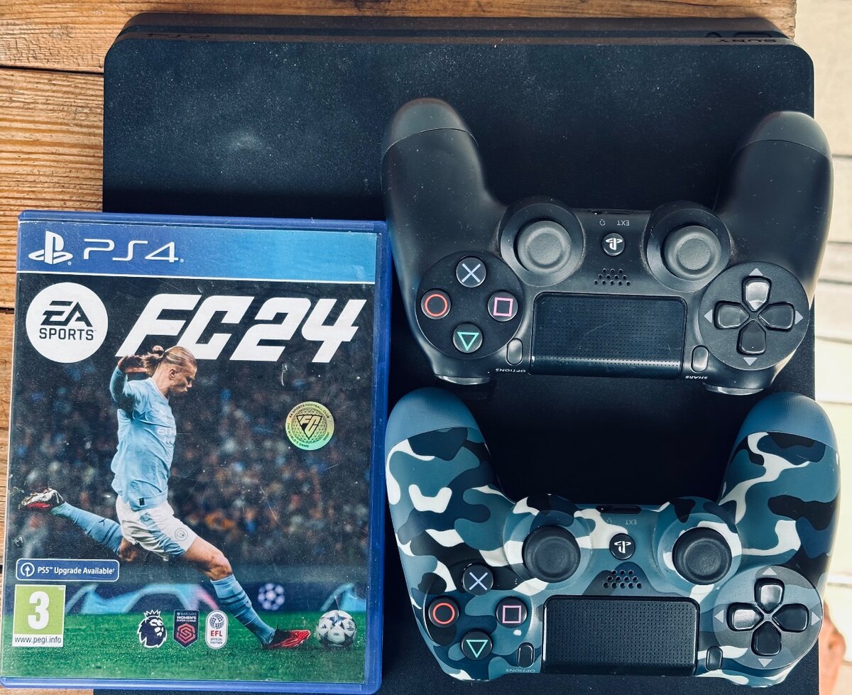 PS4 SLIM