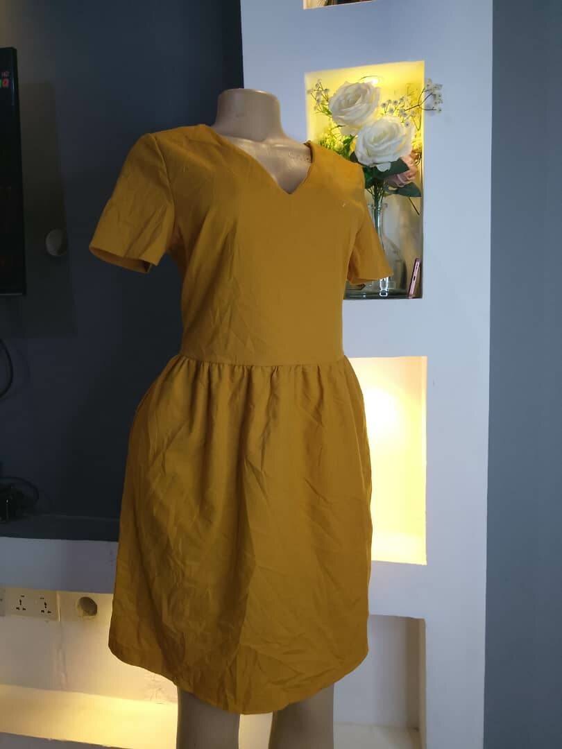 Ladies dress