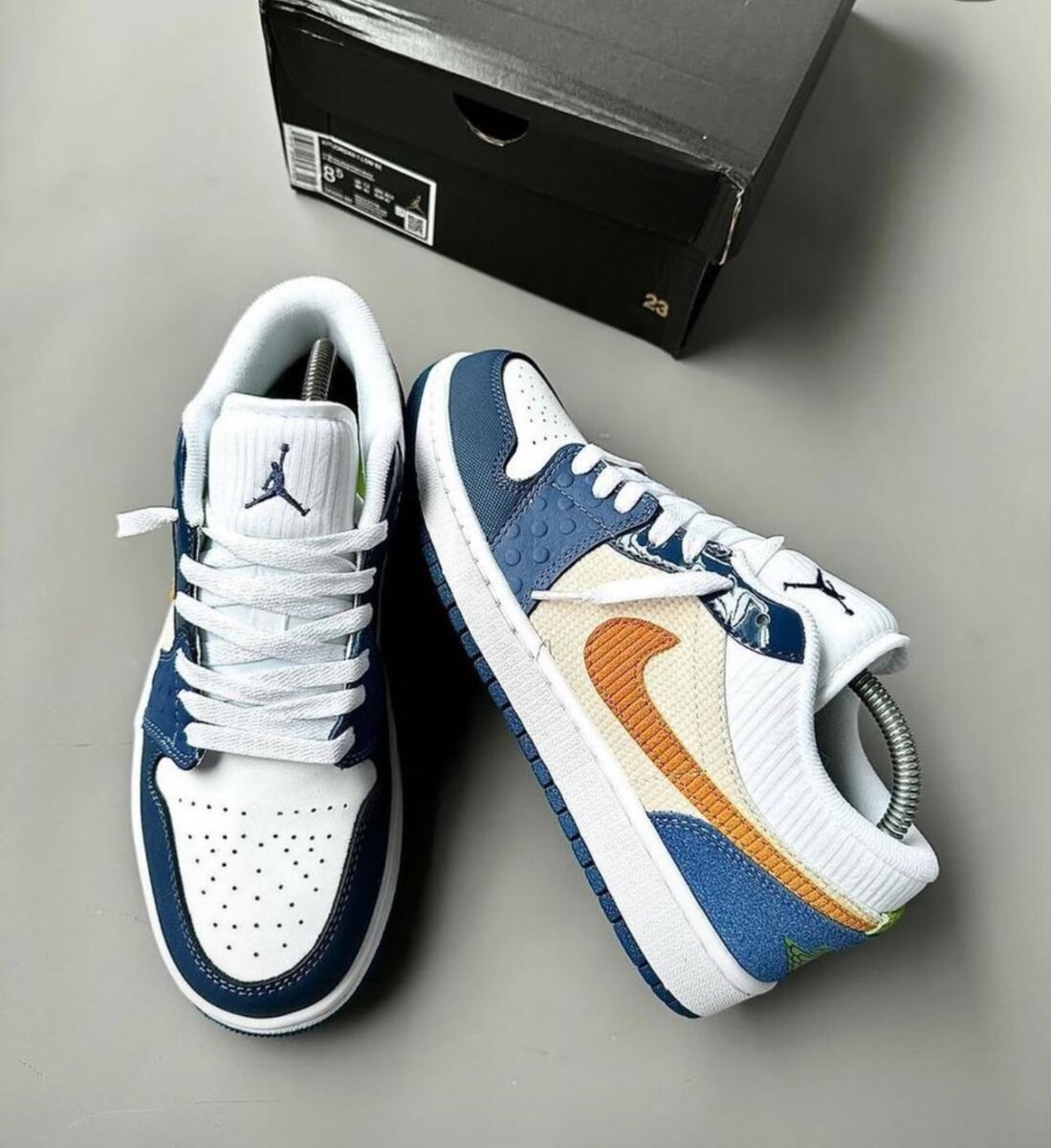 Nike