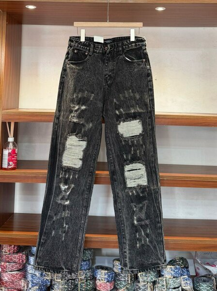 Baggy jeans