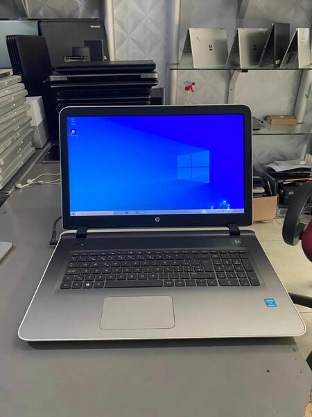 Ordinateur Portable HP 17"