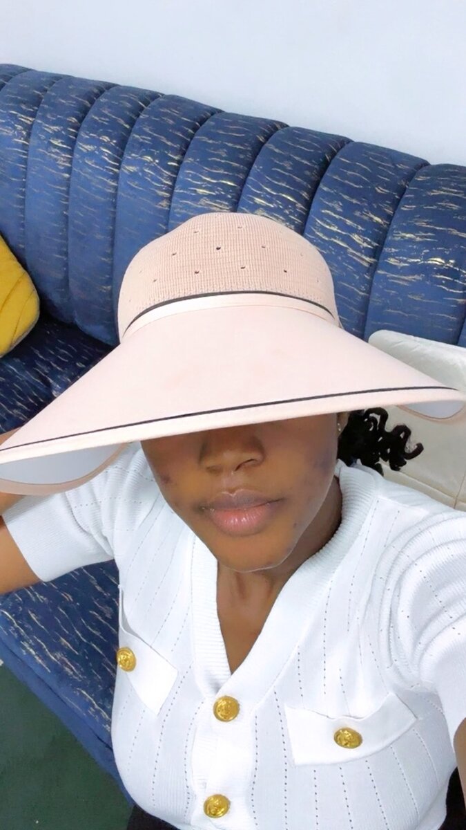Visitors hat