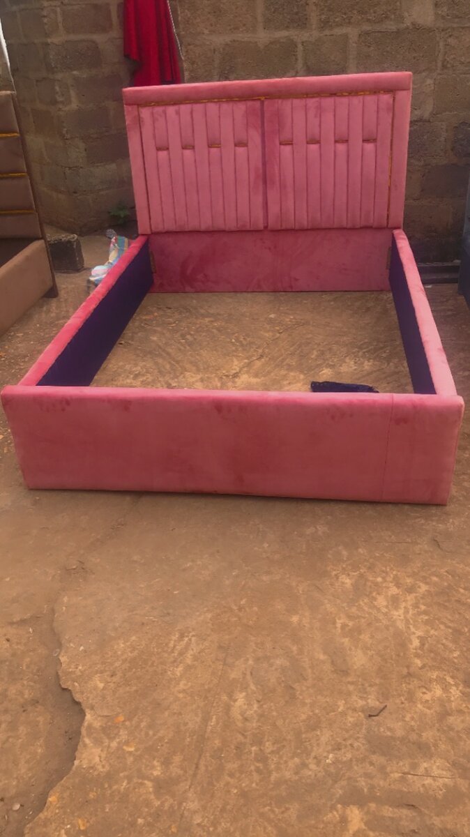 Double bed frame