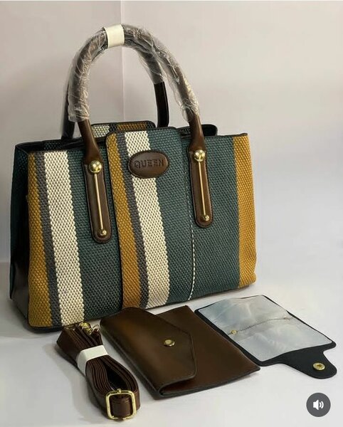 The Queen Handbag