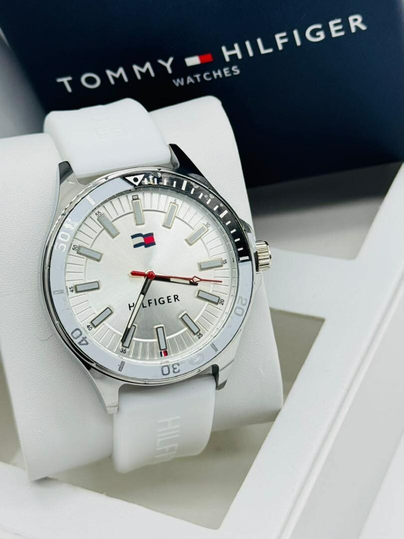 montre tommy Hilfiger