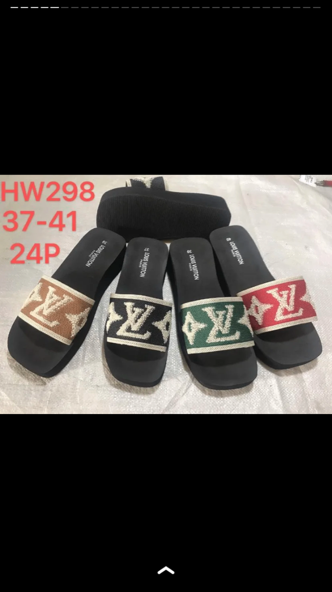 Ladies slippers