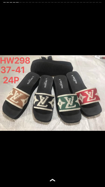 Ladies slippers