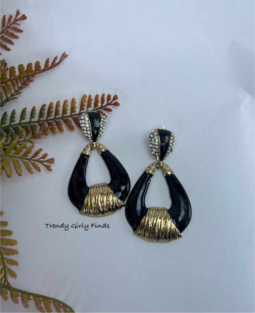 The JOYCEE Earrings