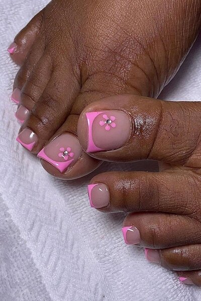 Acrylic nails