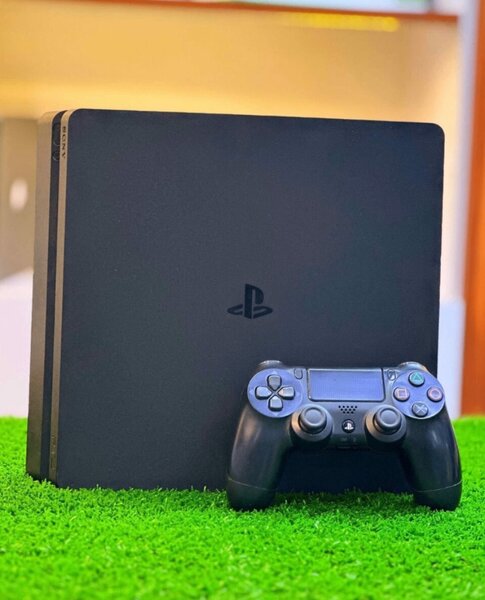 Ps4 Console