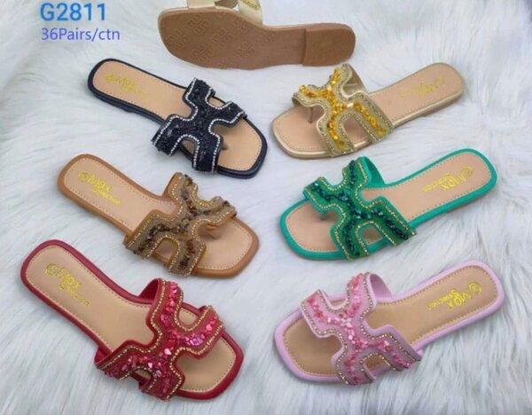 Ladies slippers