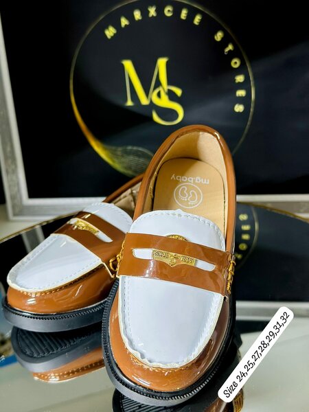 Children's shoes