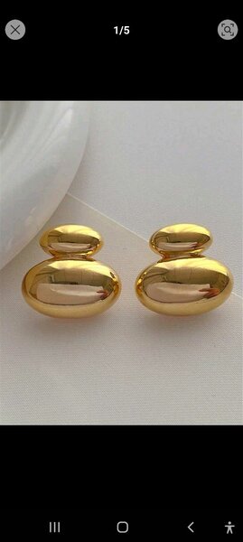 Double button studs