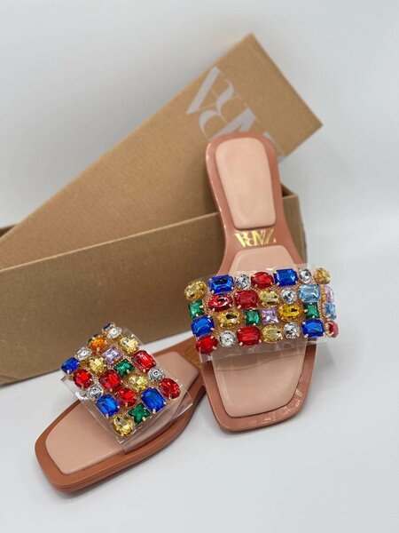 Ladies slippers