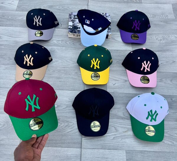 Caps