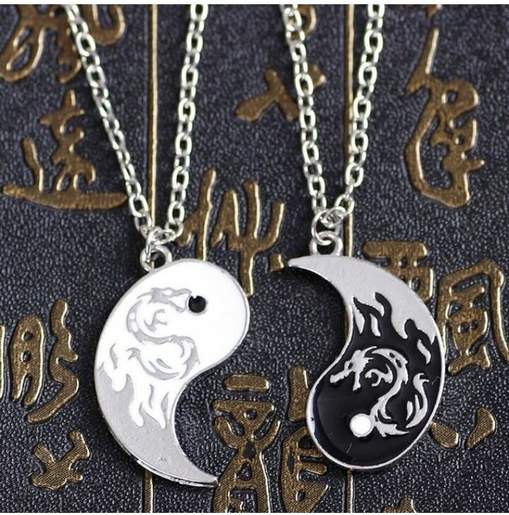2 chaînes