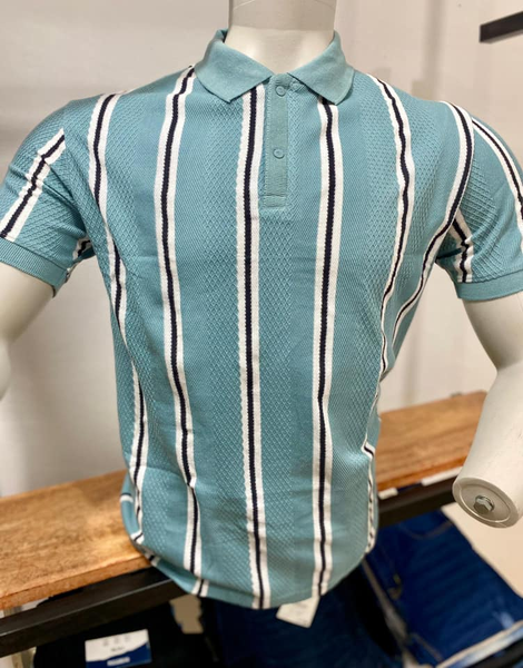 T-shirt bleu