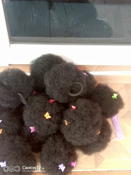 Afro pony