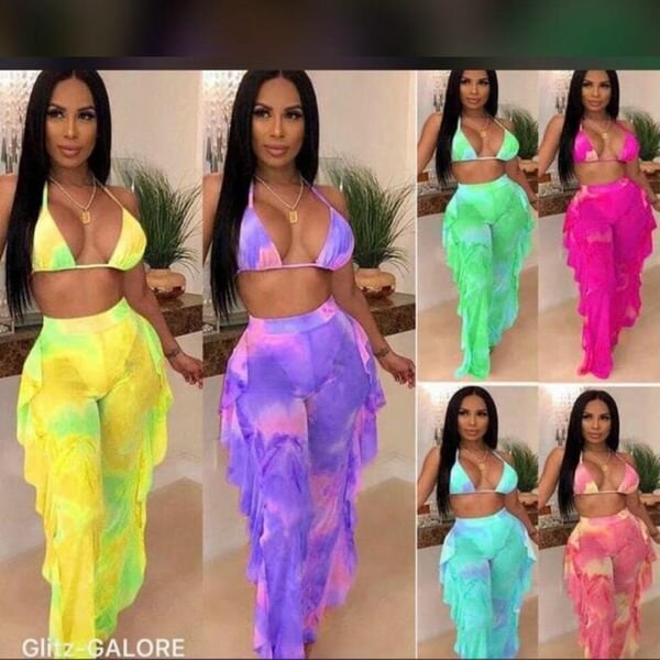 SWIM SUITS IN STORE
