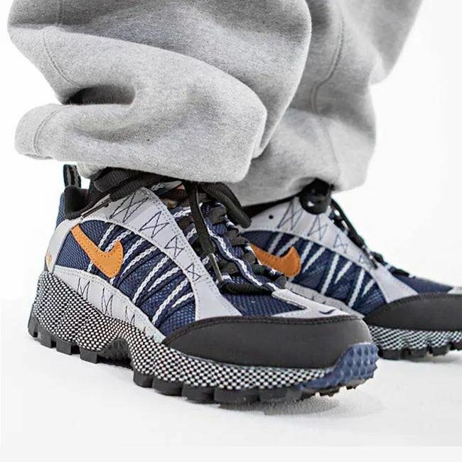 Hard Nike sneakers