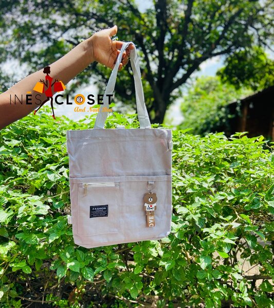 Canvas tote bags
