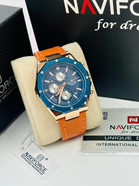 Montre navi force