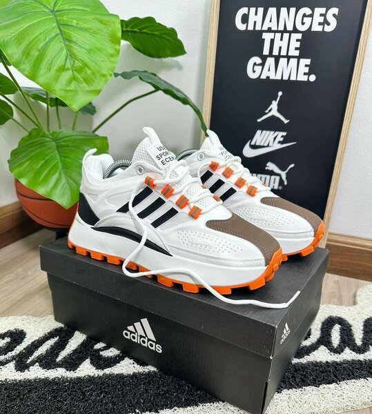 Paire Adidas gros semelle