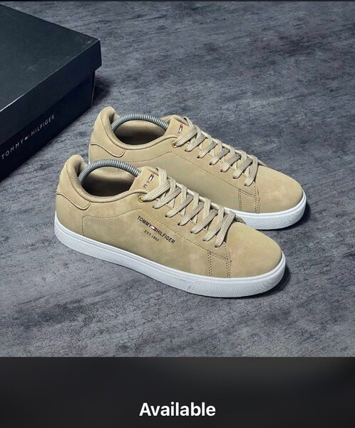 Tommy Hilfiger